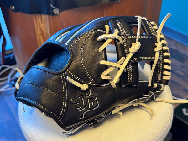 WAGYU和牛 硬式グローブ イエローとレッド WAGYU和牛 硬式 WAGYU和牛 硬式グローブ イエローとレッド WAGYU和牛 硬式